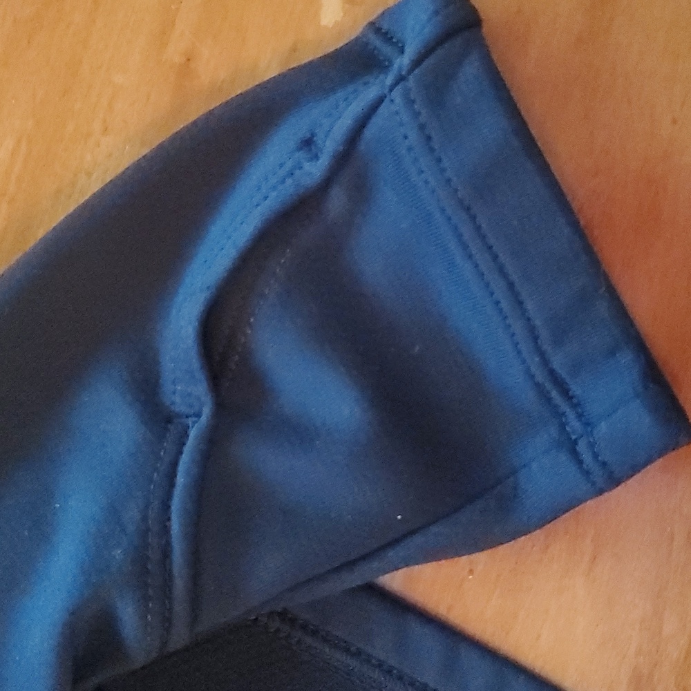 EUC RARE Under Armour Black Cold Gear Turtleneck Base Layer - Picture 6 of 6